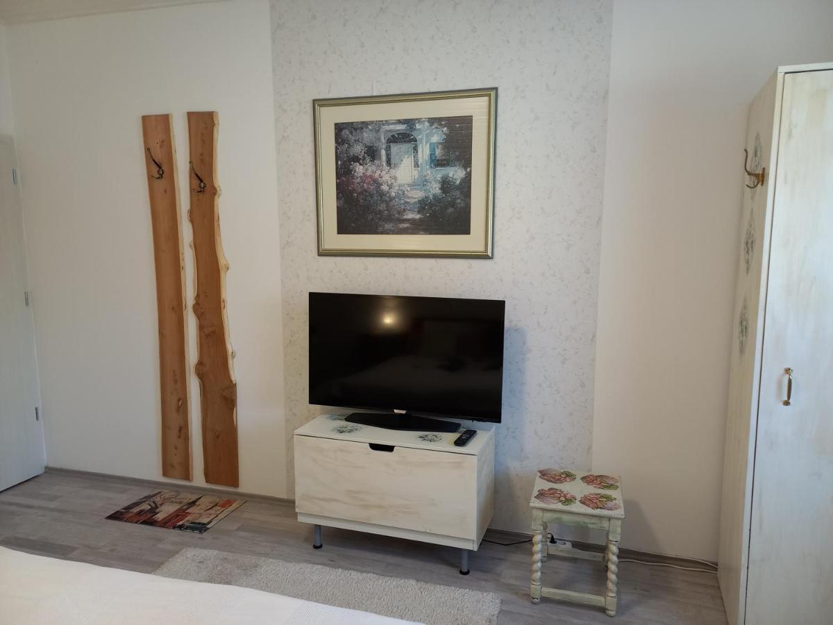 Sommerhaus 维斯普雷姆 外观 照片